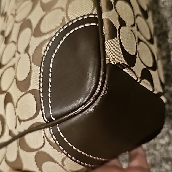Coach Brown monogram C Logo Bag in excellent condition - Picture 7 of 9